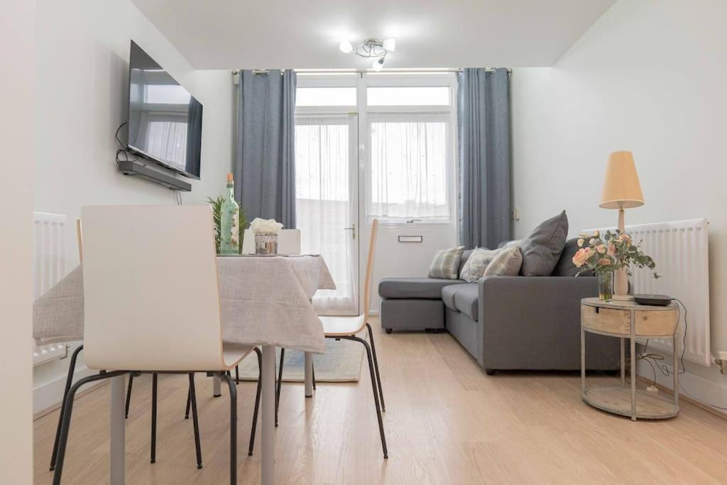 Beautiful 2 Bed In Central Birmingham: A Hidden Gem! Kültér fotó