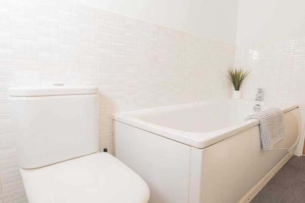 Beautiful 2 Bed In Central Birmingham: A Hidden Gem! Kültér fotó