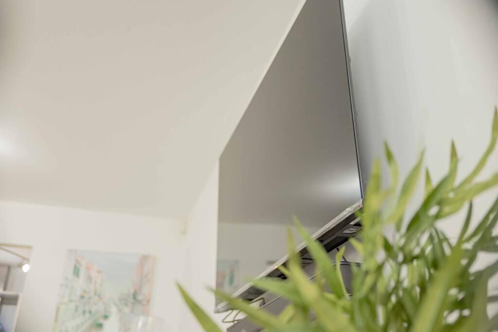Beautiful 2 Bed In Central Birmingham: A Hidden Gem! Kültér fotó