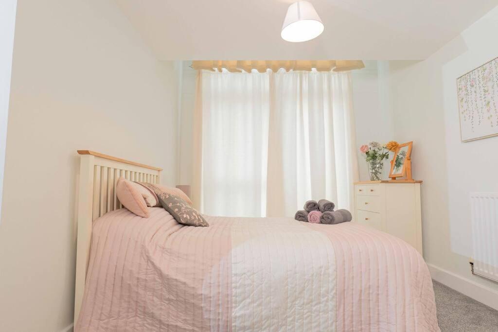 Beautiful 2 Bed In Central Birmingham: A Hidden Gem! Kültér fotó